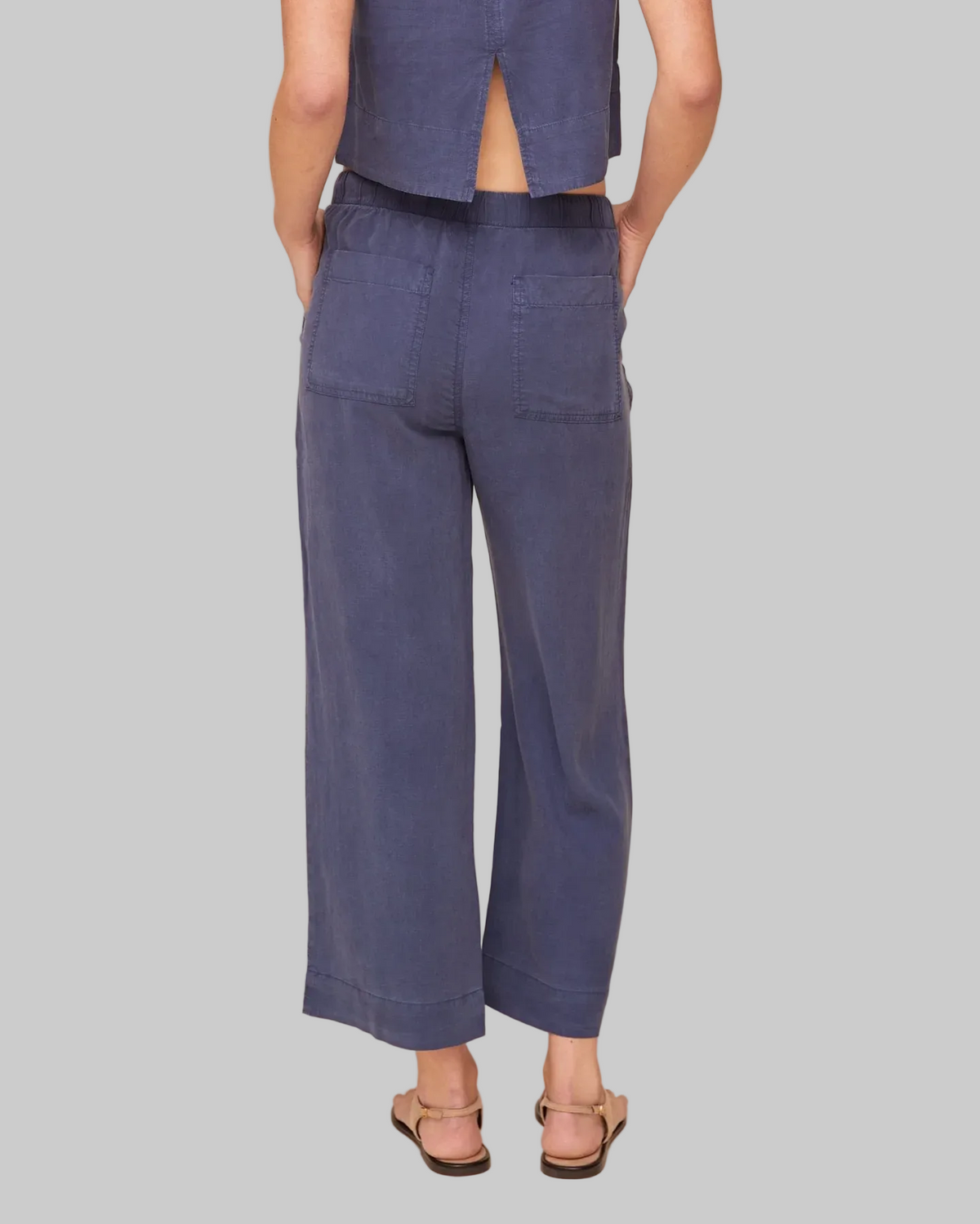 Easy Pocket Wide Leg Crop in Midnight Surf