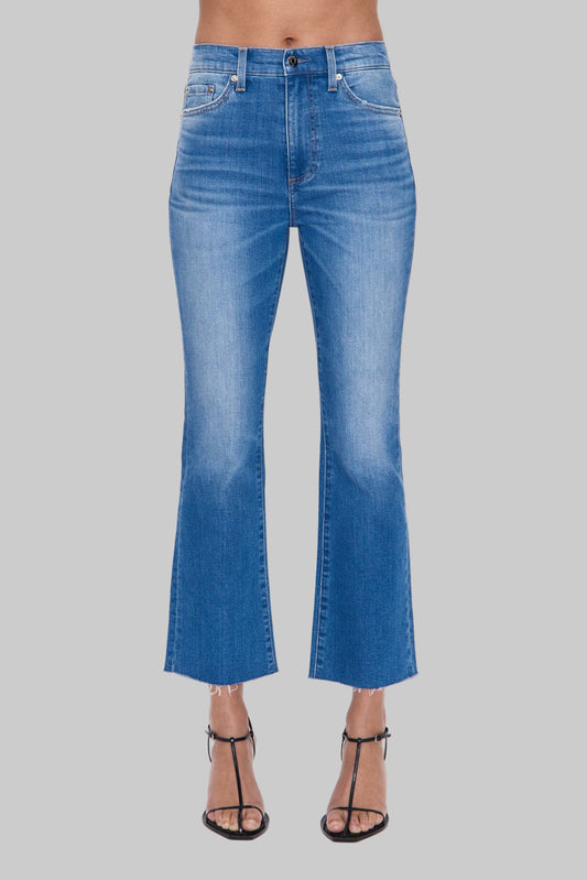 Lennon Jean in Ami