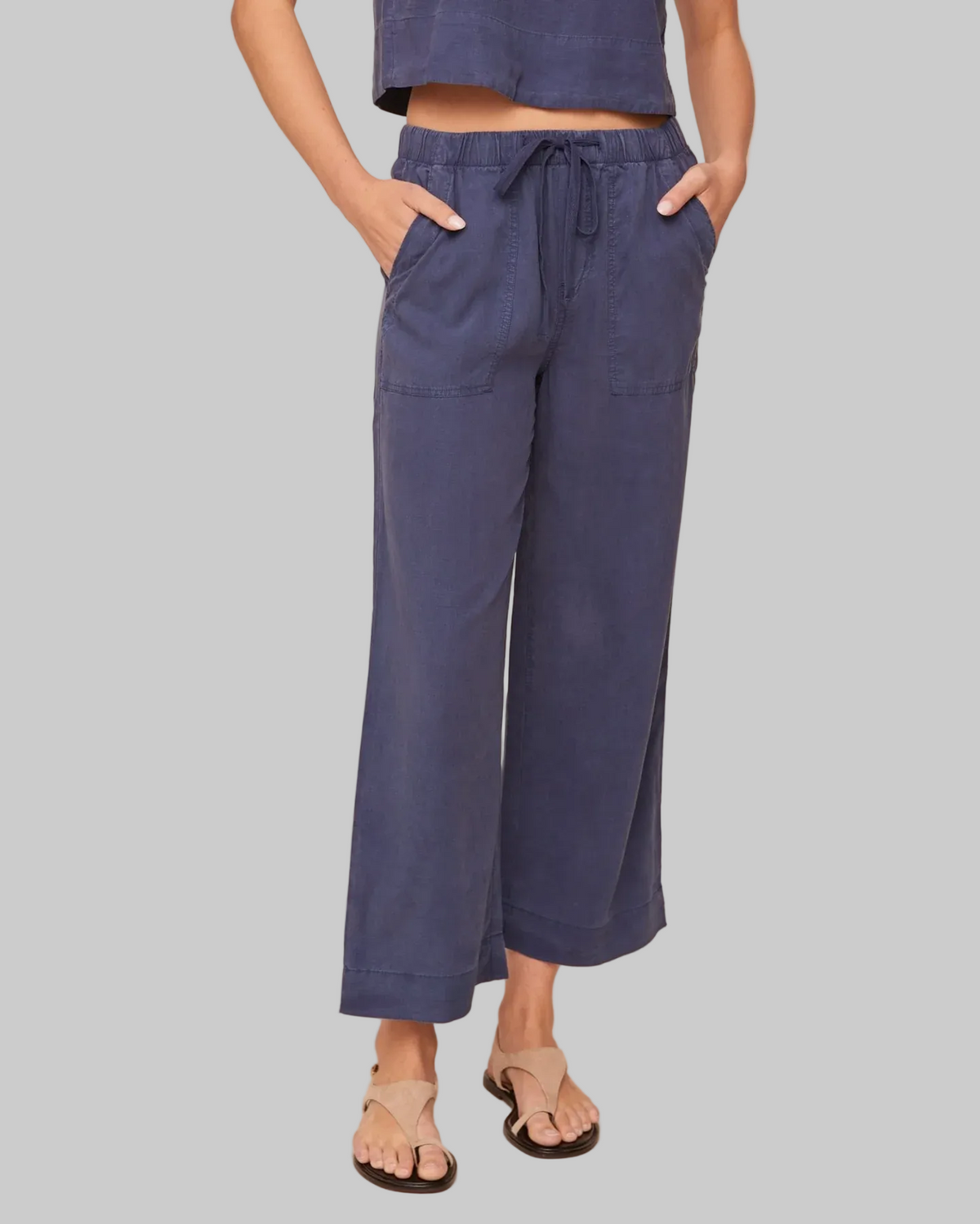 Easy Pocket Wide Leg Crop in Midnight Surf