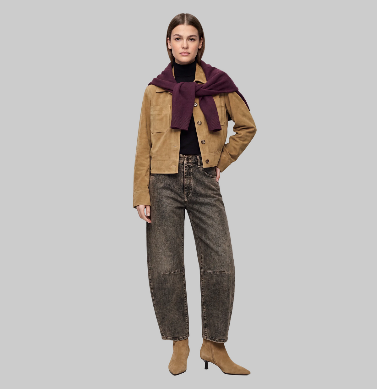 Dakota Barrel in Brown Crinkle Wash